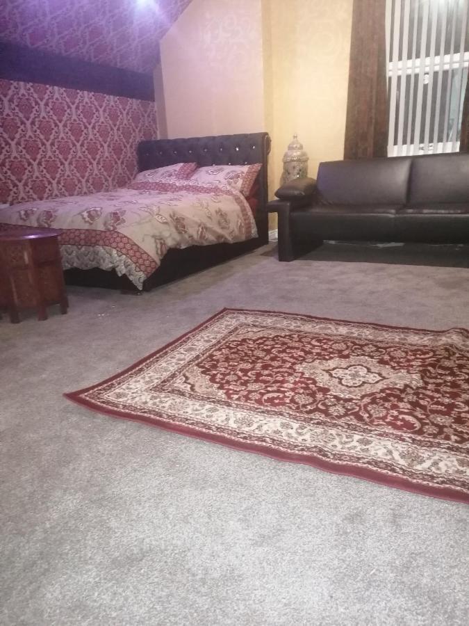 Heavenly Nights Guest House Σέφιλντ Εξωτερικό φωτογραφία